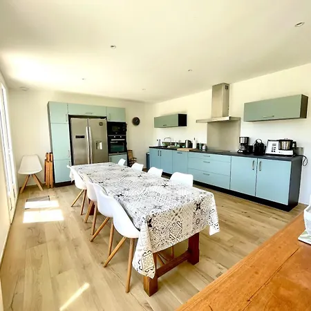 Maison Renovee En Centre-ville, A 5 Min Des Plages Holiday home Beaussais Sur Mer
